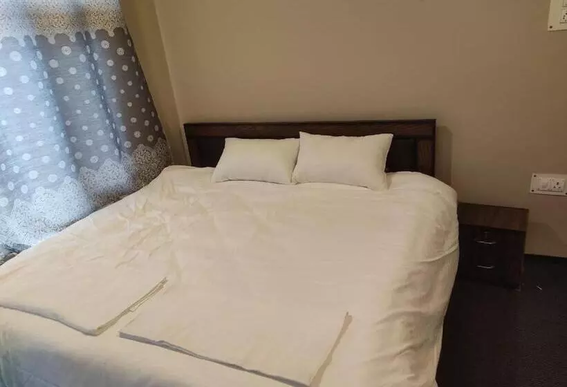 ペンション Oyo Home Al Amin Residency