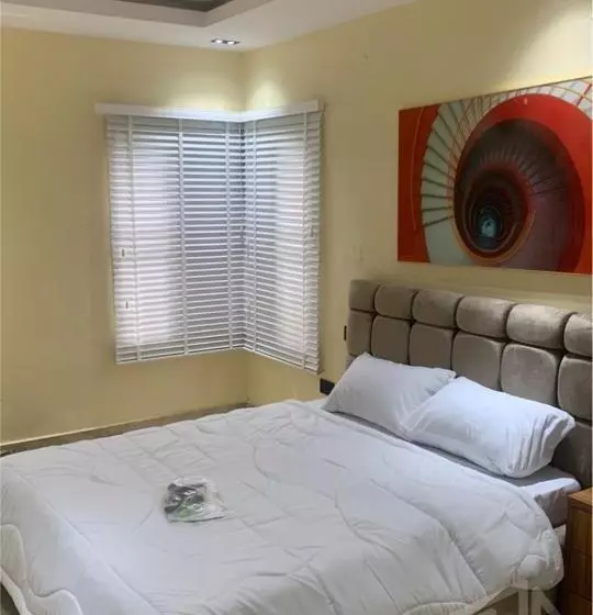 Proxilux Apartments