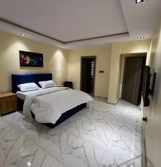 Proxilux Apartments