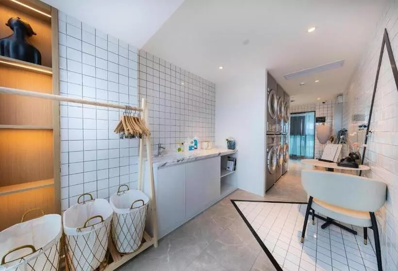 Atour Hotel Shenzhen Guanlan High Tech Park