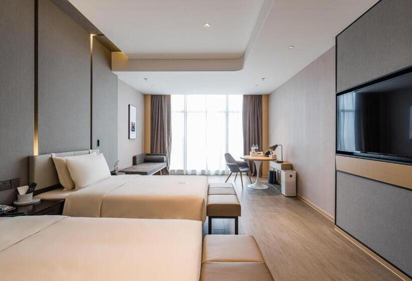 Atour Hotel Wuxi Coast City