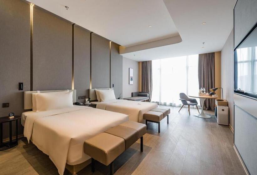 Atour Hotel Wuxi Coast City
