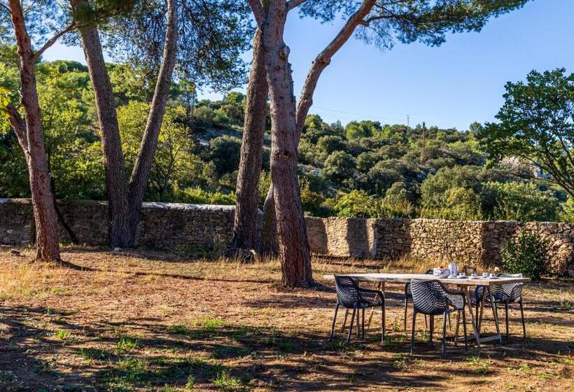 Bed and Breakfast La Re Source, Propriété Idéale Pour Séminaires Et Réunions