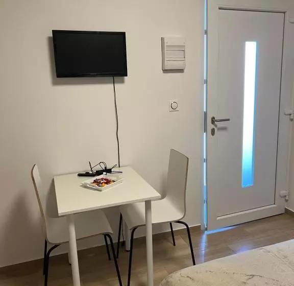 Aamiaismajoitus (B&B) Maison Letiluca