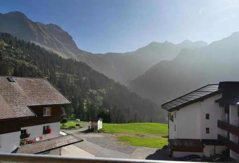 Heimat 1495m Appartement Typ 6