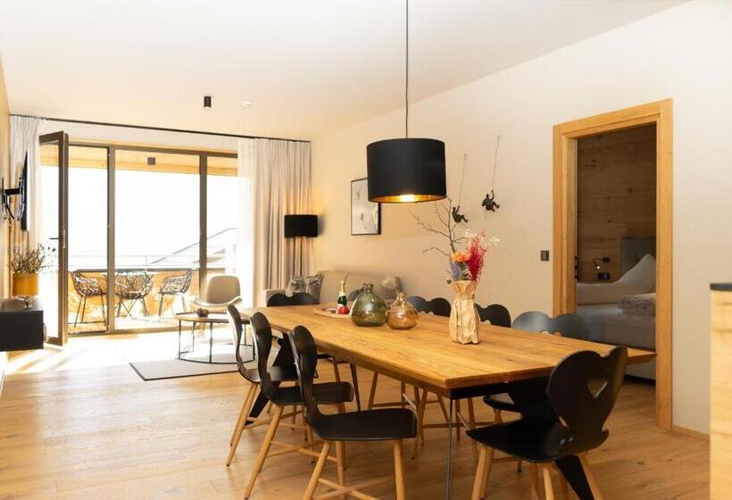 Heimat 1495m Appartement Typ 6