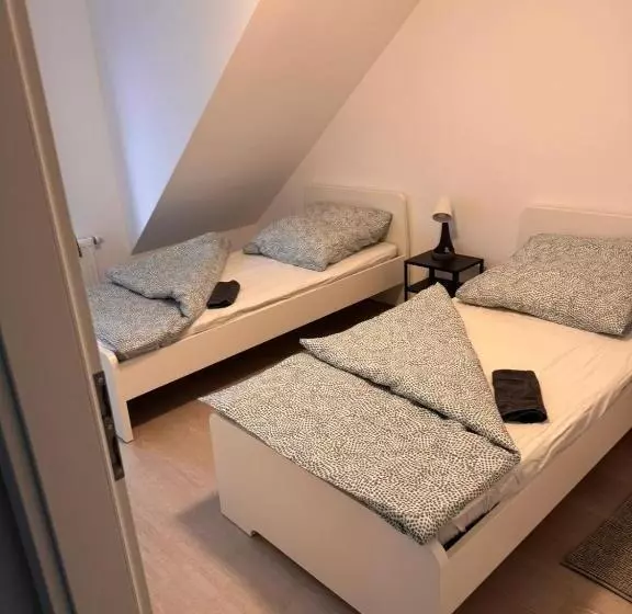 Ideale Unterkunft Für Geschäftsreisende, Studenten, Monteure In Essen