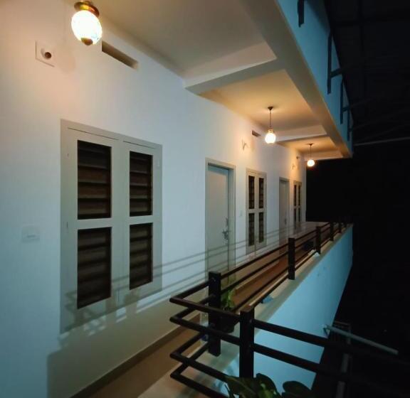 Hôtel Capsule Sn Residency