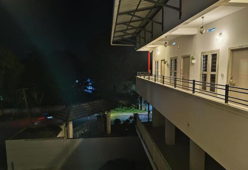 Hôtel Capsule Sn Residency