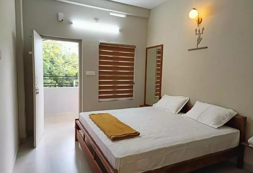 Kapselihotelli Sn Residency