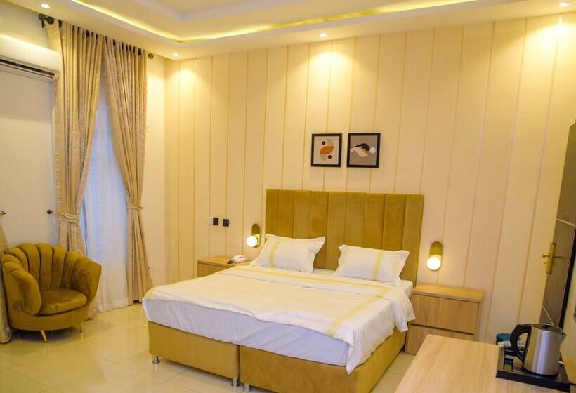 هتل Elcastillo Homes