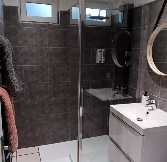 Hotelli Gîte Et Spa Au Secret Du Bonheur