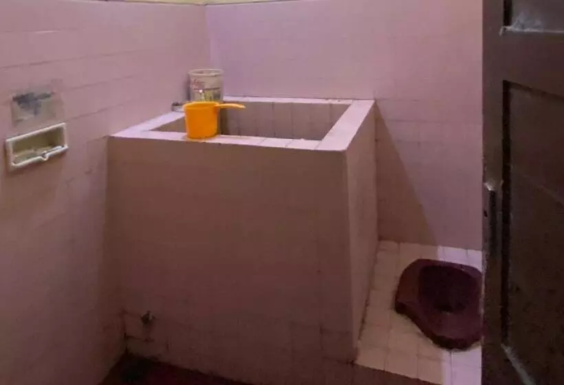 Hotelli Oyo 93269 Eyang Kostel