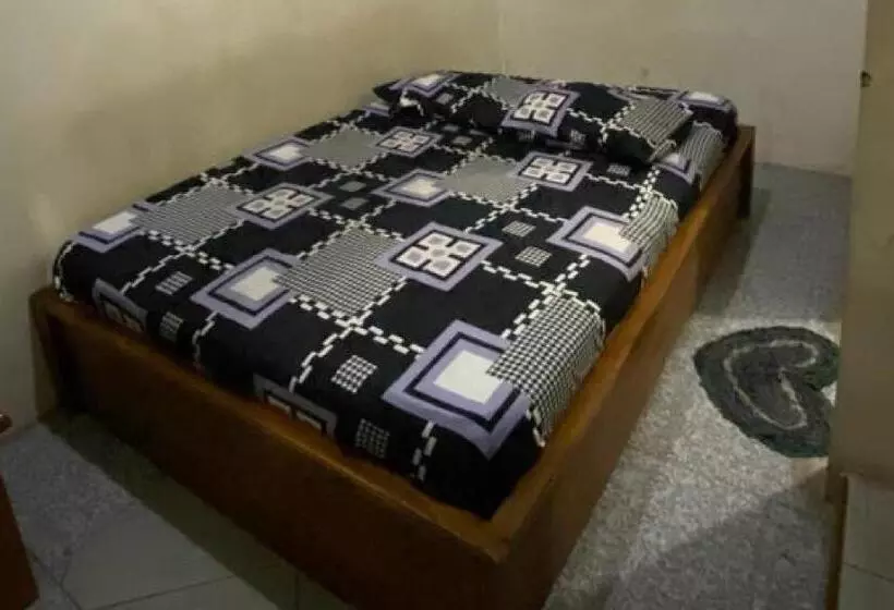 Hotelli Oyo 93269 Eyang Kostel