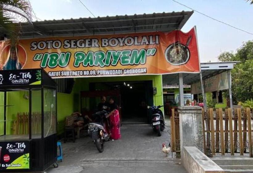 בית מלון כפרי Oyo 93269 Eyang Kostel