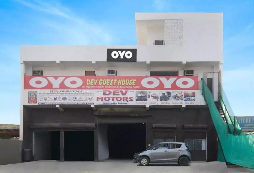 Hotelli Oyo Dev Guest House