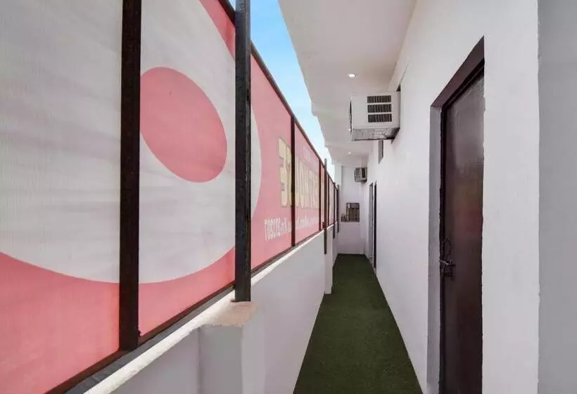Hotelli Oyo Dev Guest House