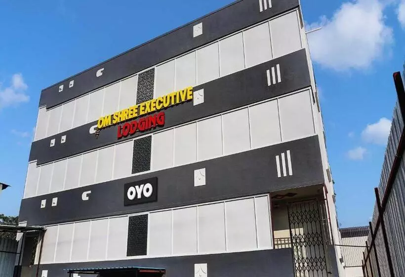 Hotelli Oyo Om Shree Executive Lodging