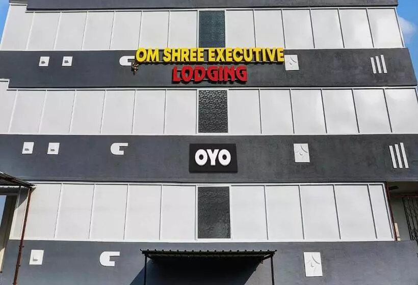 Hotelli Oyo Om Shree Executive Lodging