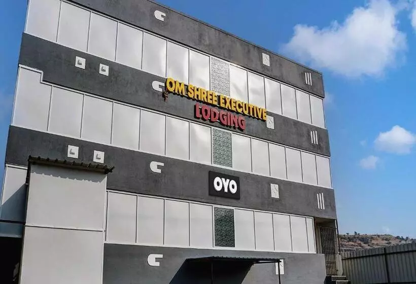 Hotelli Oyo Om Shree Executive Lodging