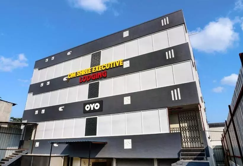 Hotelli Oyo Om Shree Executive Lodging