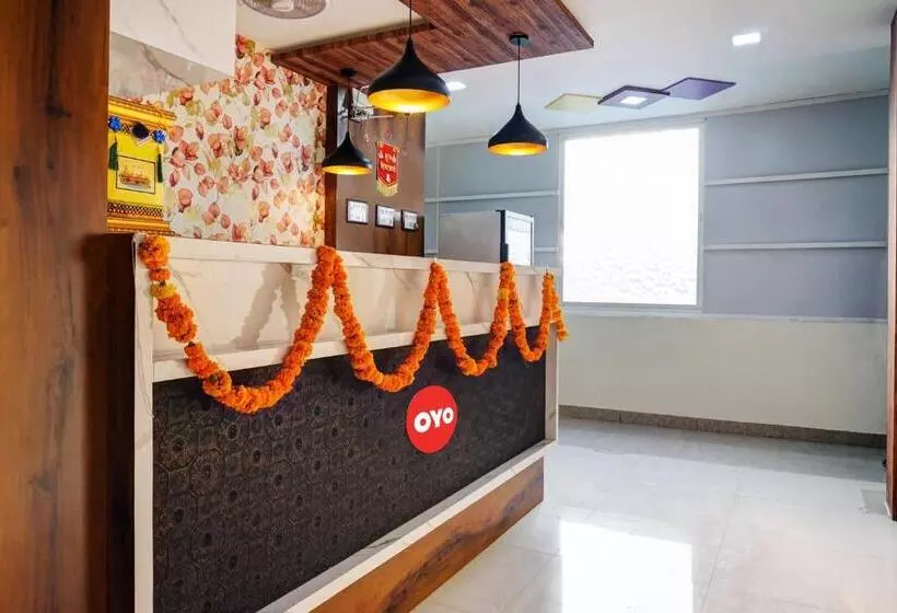 Hotelli Oyo Om Shree Executive Lodging