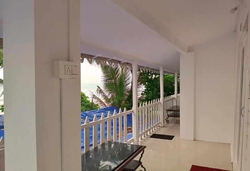 בית מלון כפרי Peles Windsong Wooden Cottages