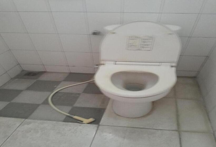 هتل Spot On 93283 Sengon Kostel Syariah