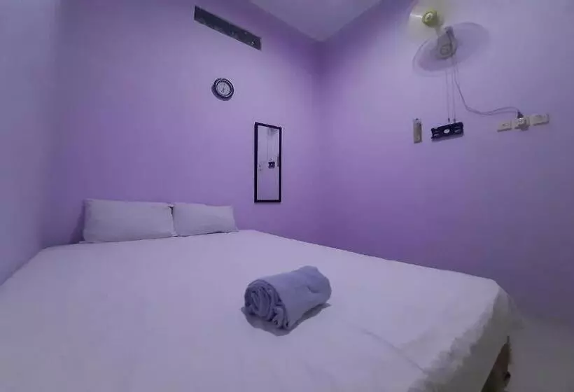 Hotelli Spot On 93283 Sengon Kostel Syariah