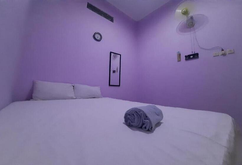 هتل Spot On 93283 Sengon Kostel Syariah