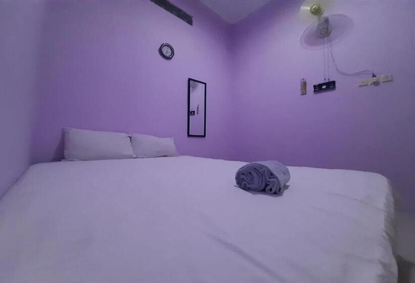 هتل Spot On 93283 Sengon Kostel Syariah