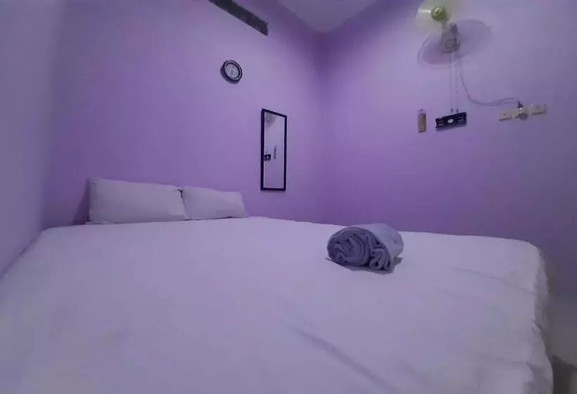 Hotelli Spot On 93283 Sengon Kostel Syariah