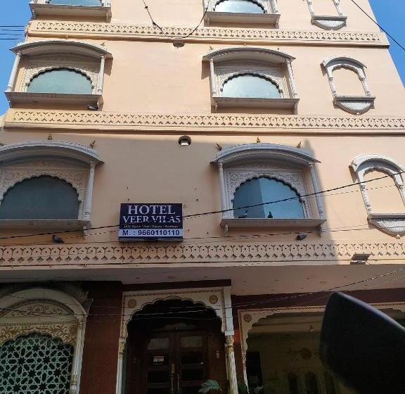 Отель Veer Vilas