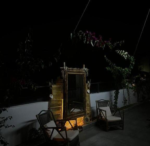 Hotelli Lara Boutique