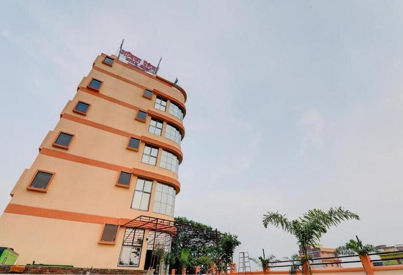 Oyo Hotel Ambika Palace