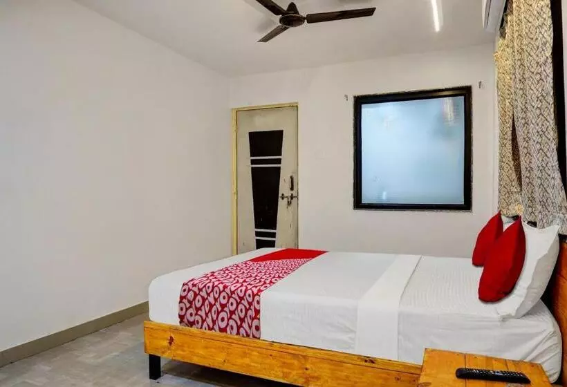 Oyo Hotel Paradise