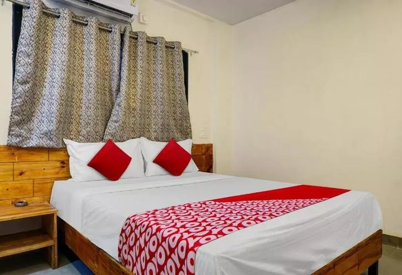 Oyo Hotel Paradise