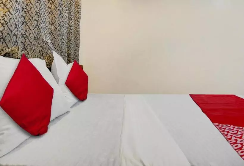 Oyo Hotel Paradise
