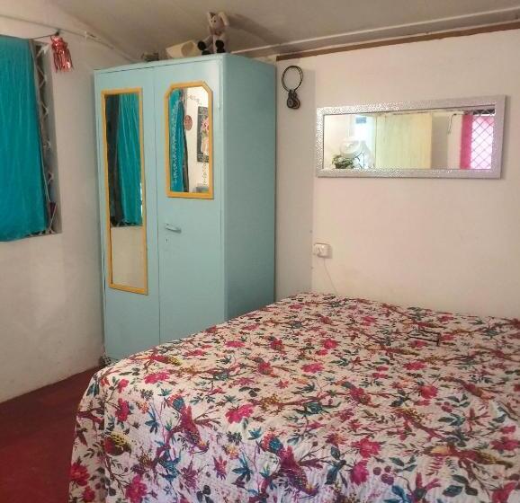 膳宿费 Anika Homes