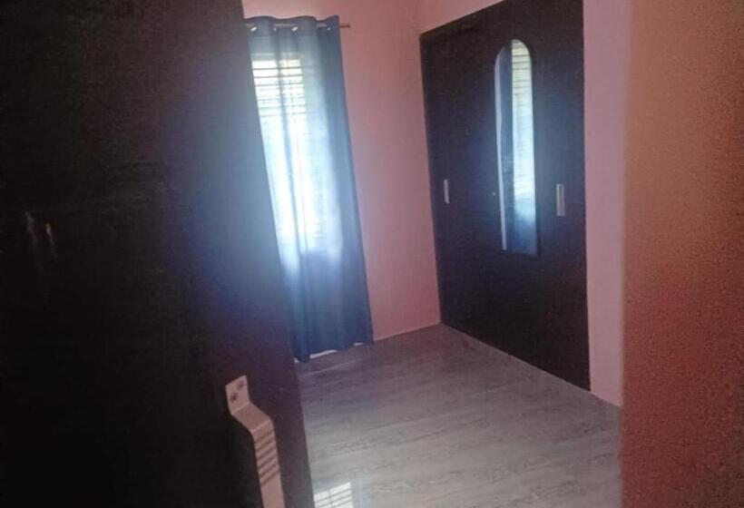 Pensão Instant Space   Guest House