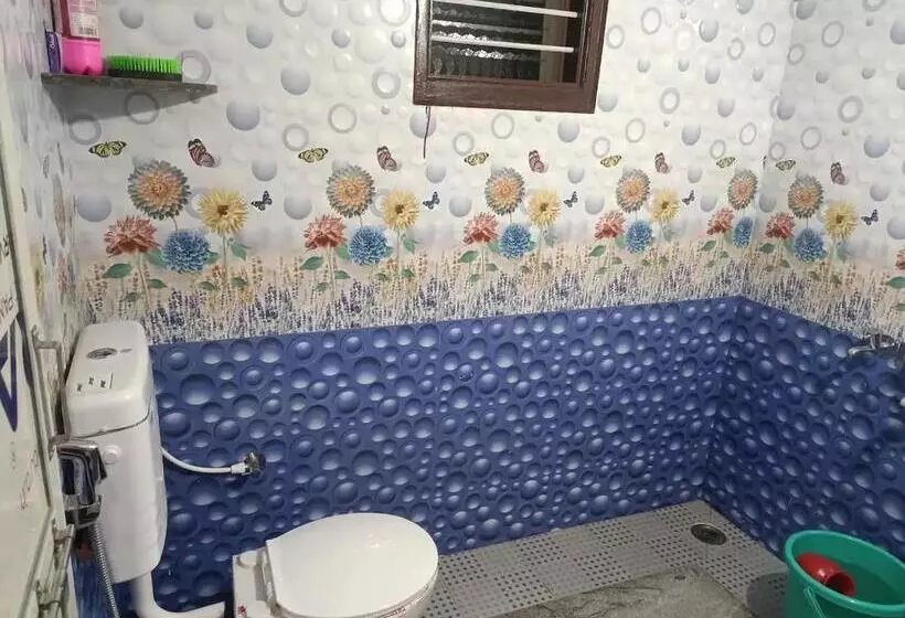 ペンション Instant Space   Guest House