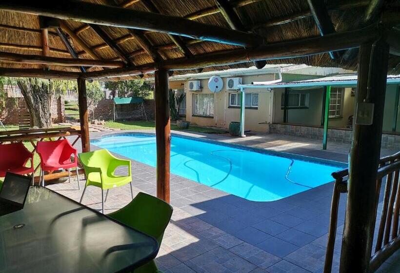 Пансион Nonesi Lodge 2