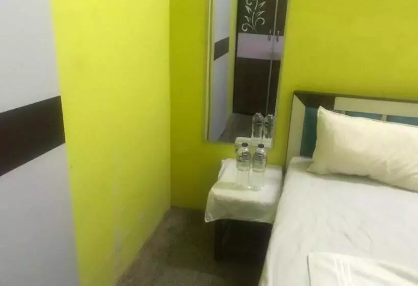 ペンション Singh Guest House
