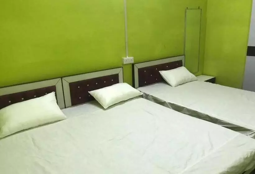 ペンション Singh Guest House