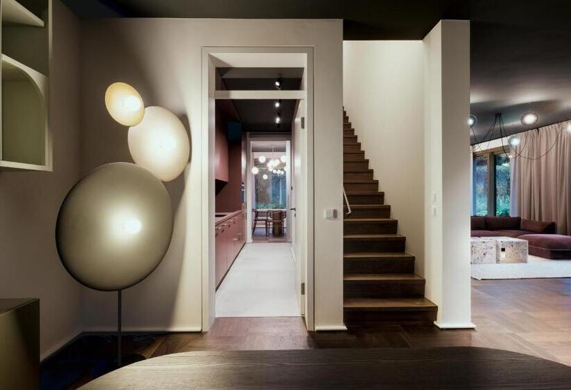 The Garden Suites By Suite030