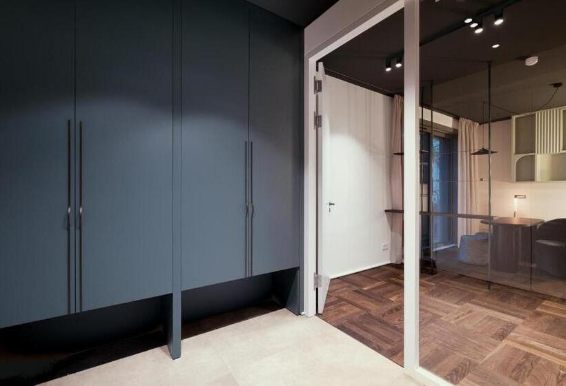 The Garden Suites By Suite030