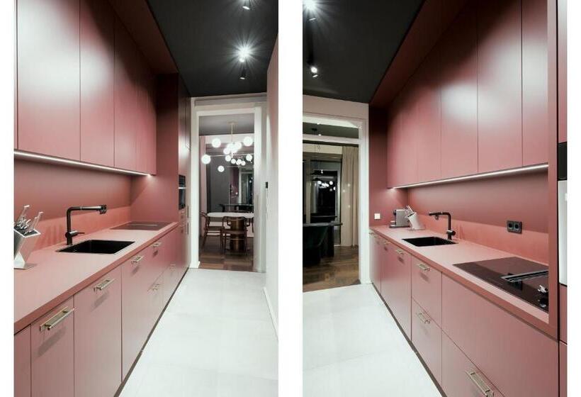 The Garden Suites By Suite030