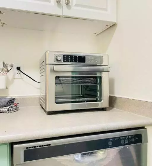 1bedroom With 2 Queen Heated Parking
