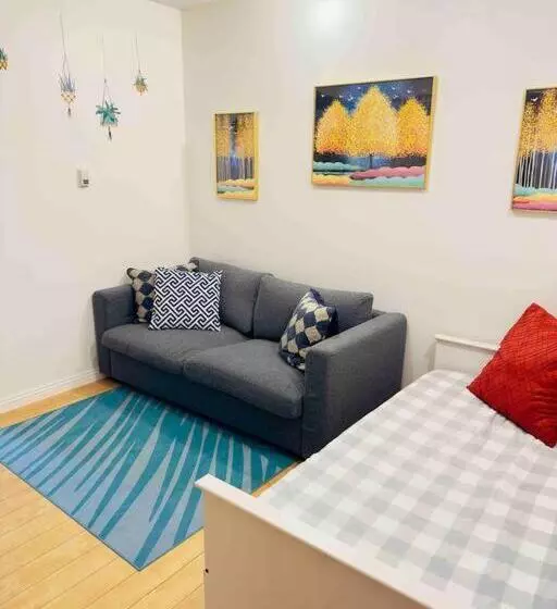 1bedroom With 2 Queen Heated Parking