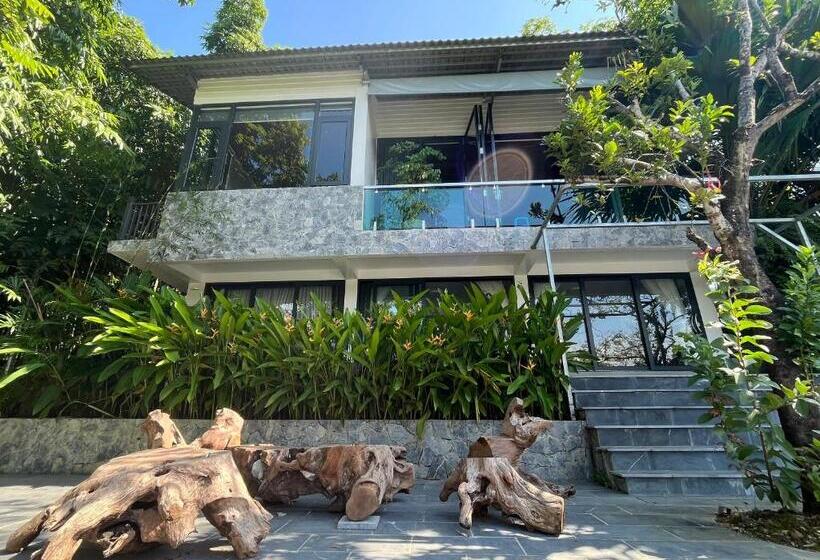 تختخواب و صبحانه Lake House